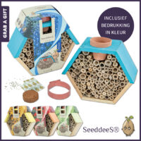 SeeddeeS® Hexagon Insectenhotel met Kweekset en een in kleur bedrukte wikkel
