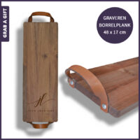 Walnoten borrelplank met leren handvaten en logo gravure